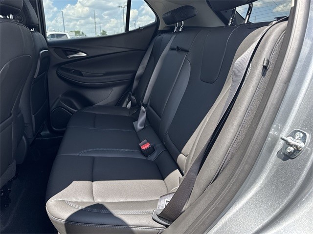 Buick Encore GX Vehicle Full-screen Gallery Image 21