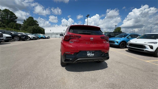 Buick Encore GX Vehicle Full-screen Gallery Image 07