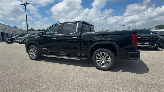 GMC Sierra 1500 Vehicle Full-screen Gallery Image 06