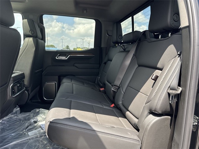 GMC Sierra 1500 Vehicle Full-screen Gallery Image 23