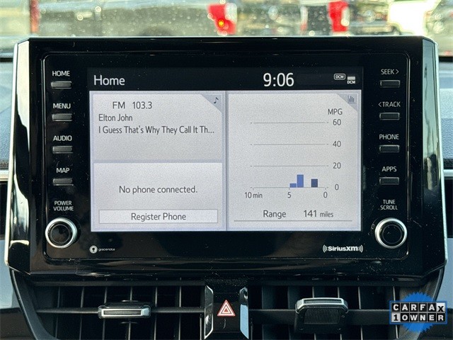 Toyota Corolla Cross Vehicle Full-screen Gallery Image 18