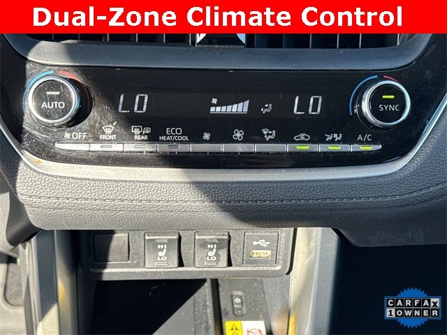 Toyota Corolla Cross Vehicle Full-screen Gallery Image 22