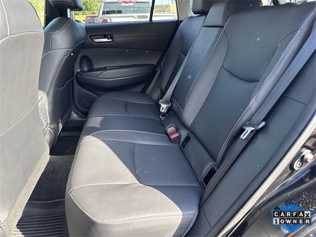 Toyota Corolla Cross Vehicle Full-screen Gallery Image 28