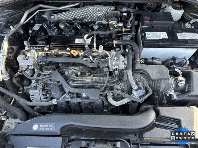 Toyota Corolla Cross Vehicle Full-screen Gallery Image 33