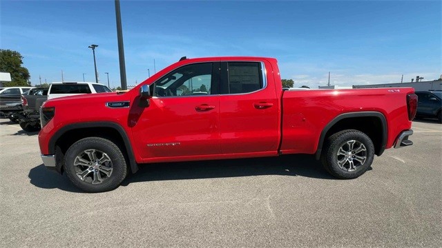 GMC Sierra 1500 Vehicle Full-screen Gallery Image 05