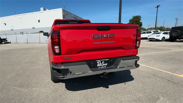 GMC Sierra 1500 Vehicle Full-screen Gallery Image 07