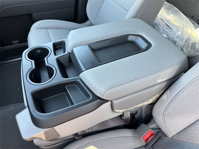 GMC Sierra 1500 Vehicle Full-screen Gallery Image 21