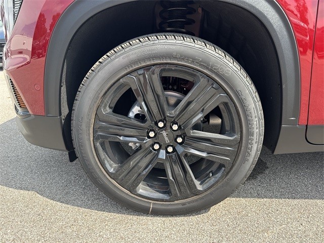 GMC Acadia Vehicle Full-screen Gallery Image 10