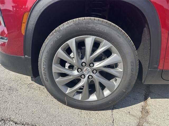 Buick Enclave Vehicle Full-screen Gallery Image 10