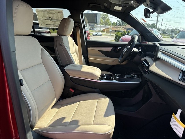 Buick Enclave Vehicle Full-screen Gallery Image 25