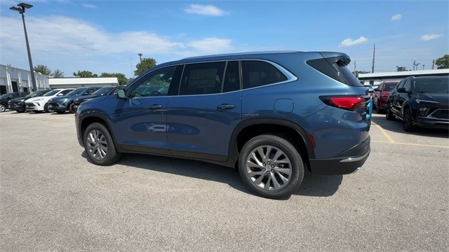 Buick Enclave Vehicle Full-screen Gallery Image 06