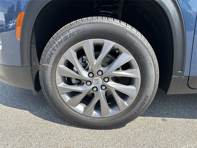 Buick Enclave Vehicle Full-screen Gallery Image 10