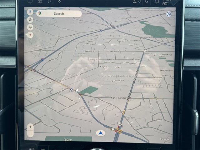 GMC Acadia Vehicle Full-screen Gallery Image 18