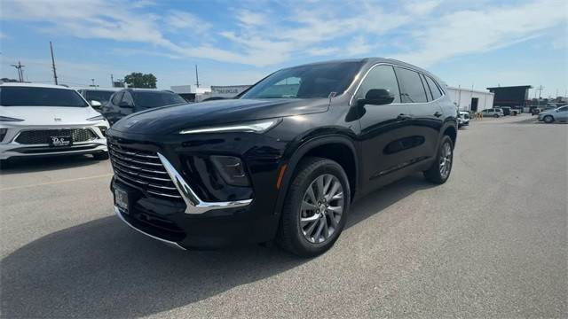 Buick Enclave Vehicle Full-screen Gallery Image 04