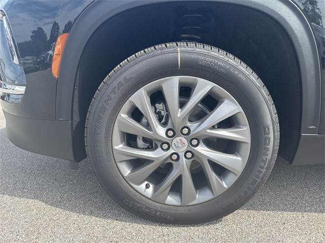 Buick Enclave Vehicle Full-screen Gallery Image 10