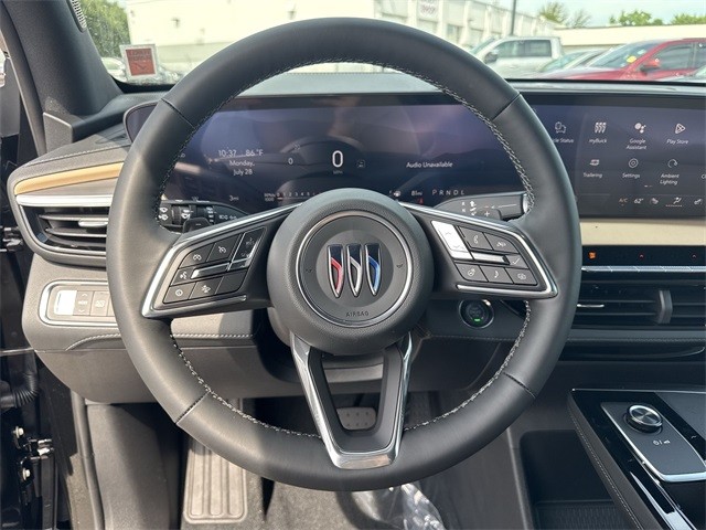 Buick Enclave Vehicle Full-screen Gallery Image 14