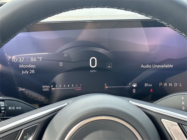 Buick Enclave Vehicle Full-screen Gallery Image 15