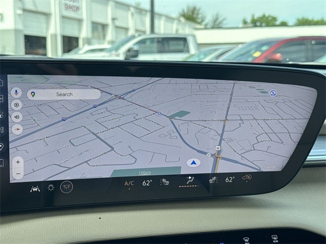 Buick Enclave Vehicle Full-screen Gallery Image 18