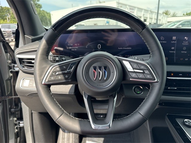 Buick Enclave Vehicle Full-screen Gallery Image 14