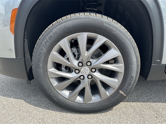 Buick Enclave Vehicle Full-screen Gallery Image 10