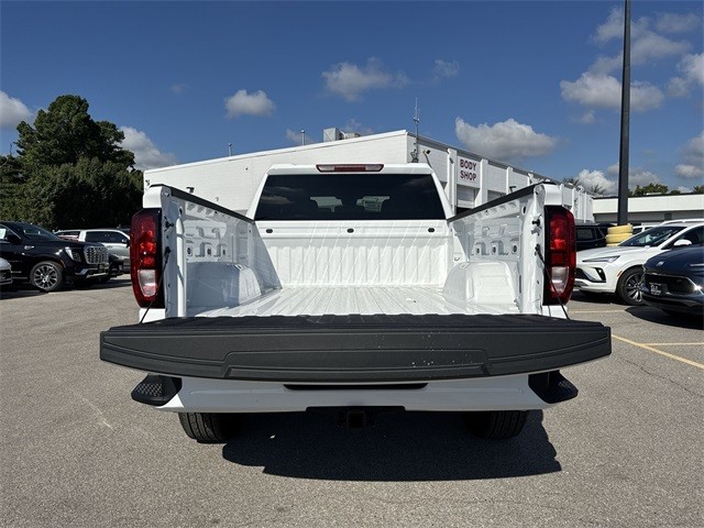 GMC Sierra 1500 Vehicle Full-screen Gallery Image 22