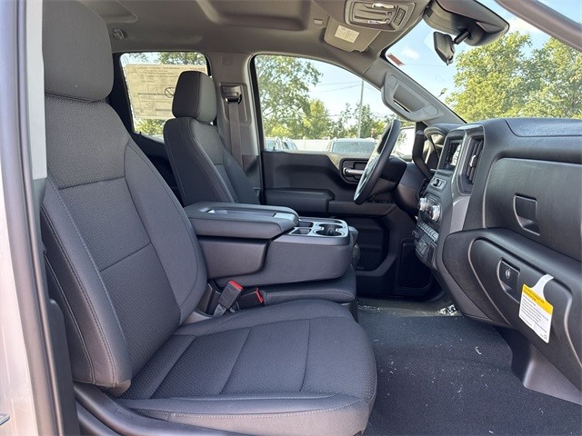 GMC Sierra 1500 Vehicle Full-screen Gallery Image 23