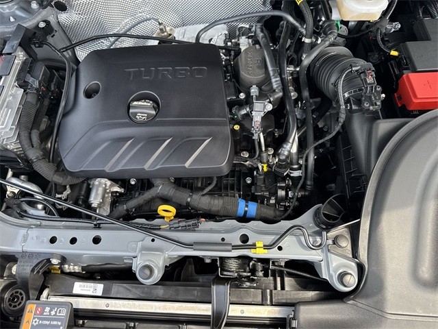 Buick Encore GX Vehicle Full-screen Gallery Image 24