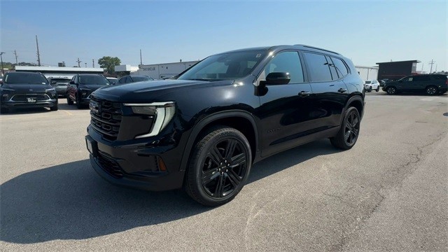 GMC Acadia Vehicle Full-screen Gallery Image 04