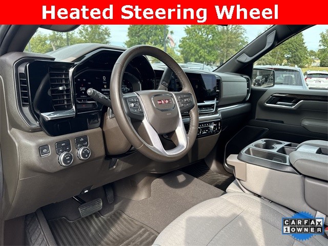 GMC Sierra 1500 Vehicle Full-screen Gallery Image 13