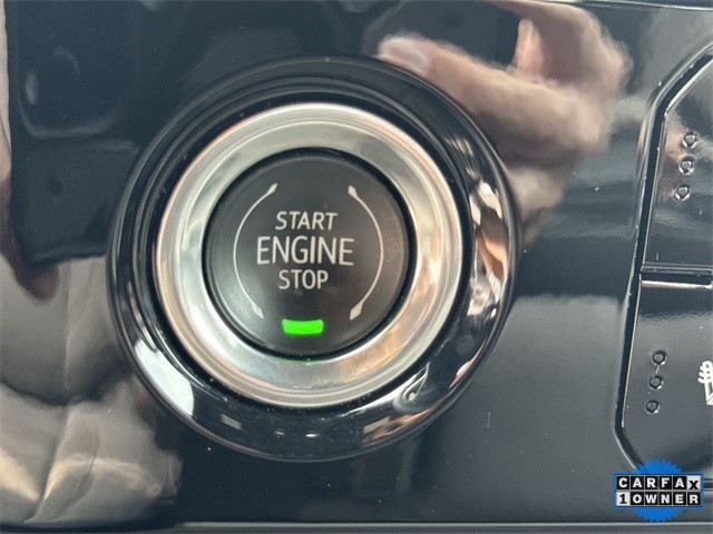 GMC Sierra 1500 Vehicle Full-screen Gallery Image 21