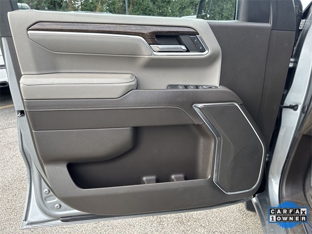 GMC Sierra 1500 Vehicle Full-screen Gallery Image 26