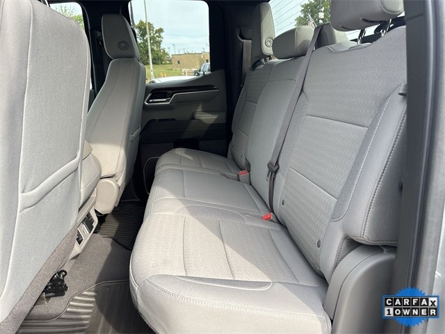 GMC Sierra 1500 Vehicle Full-screen Gallery Image 29