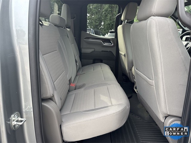 GMC Sierra 1500 Vehicle Full-screen Gallery Image 31