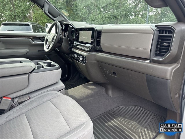 GMC Sierra 1500 Vehicle Full-screen Gallery Image 33