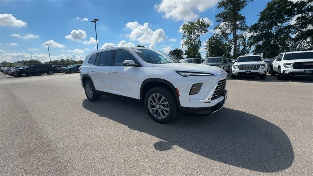 Buick Enclave Vehicle Full-screen Gallery Image 02