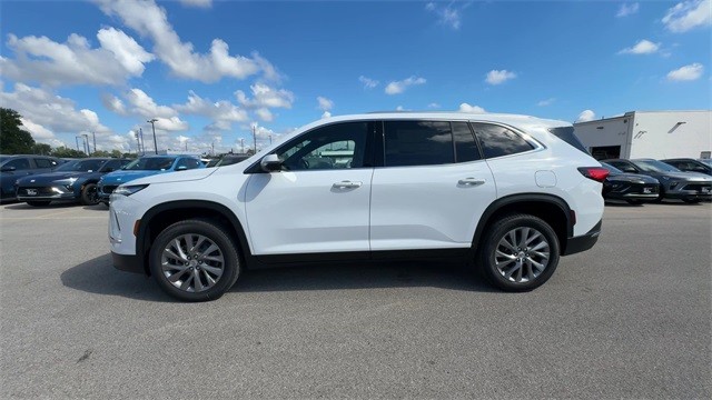 Buick Enclave Vehicle Full-screen Gallery Image 05