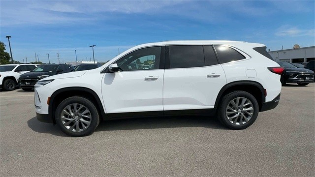 Buick Enclave Vehicle Full-screen Gallery Image 05