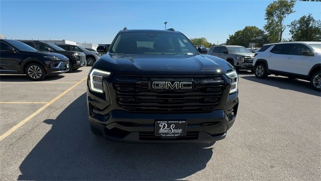 GMC Terrain Vehicle Full-screen Gallery Image 03