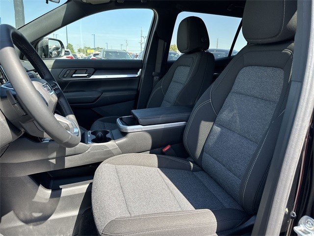 GMC Terrain Vehicle Full-screen Gallery Image 11