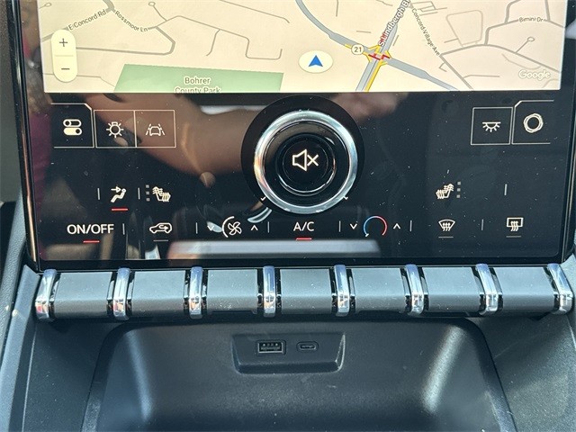 GMC Terrain Vehicle Full-screen Gallery Image 19