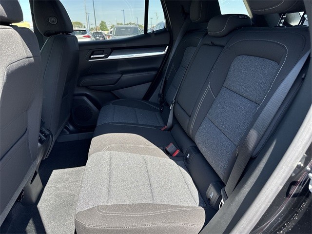 GMC Terrain Vehicle Full-screen Gallery Image 22