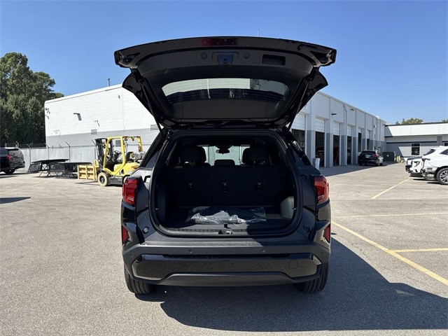 GMC Terrain Vehicle Full-screen Gallery Image 23