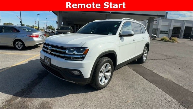 Volkswagen Atlas Vehicle Full-screen Gallery Image 05