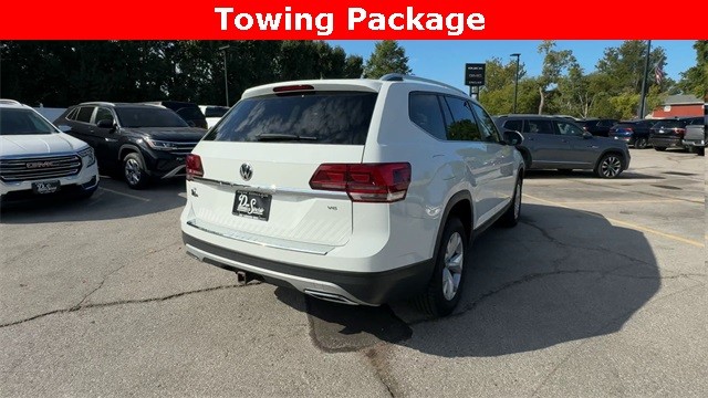 Volkswagen Atlas Vehicle Full-screen Gallery Image 10