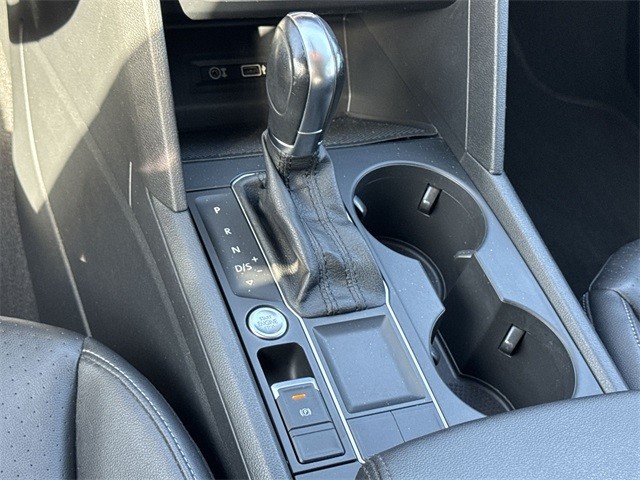 Volkswagen Atlas Vehicle Full-screen Gallery Image 19