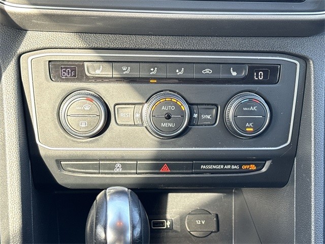 Volkswagen Atlas Vehicle Full-screen Gallery Image 21