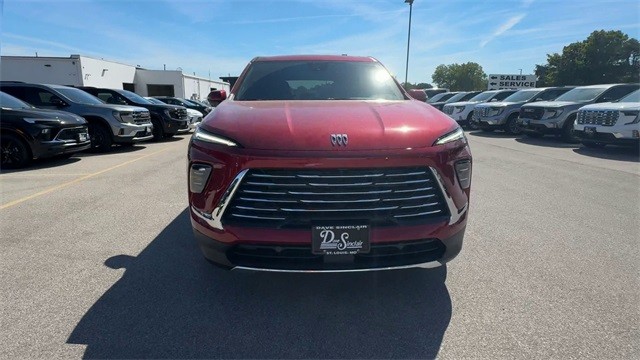 Buick Enclave Vehicle Full-screen Gallery Image 03