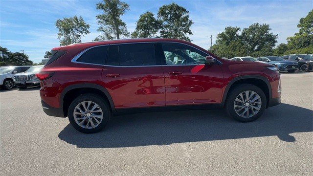Buick Enclave Vehicle Full-screen Gallery Image 09