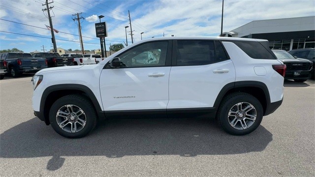 GMC Terrain Vehicle Full-screen Gallery Image 05