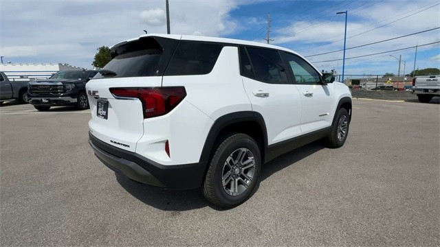 GMC Terrain Vehicle Full-screen Gallery Image 08